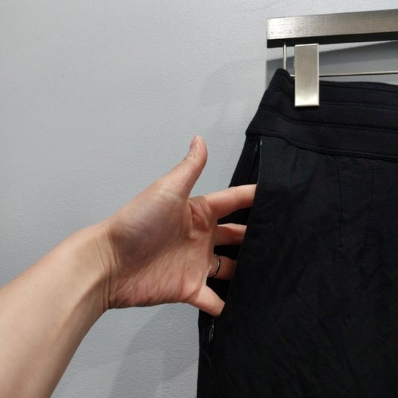 Athleta High Waisted Black Joggers Size Small - Picture 4 of 9